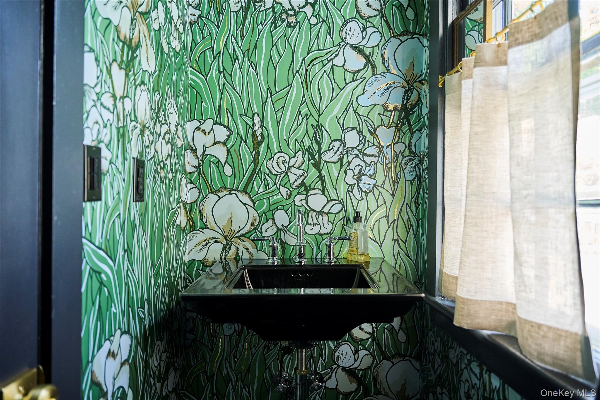 41 Seelbach Lane, Staatsburg, NY 12580