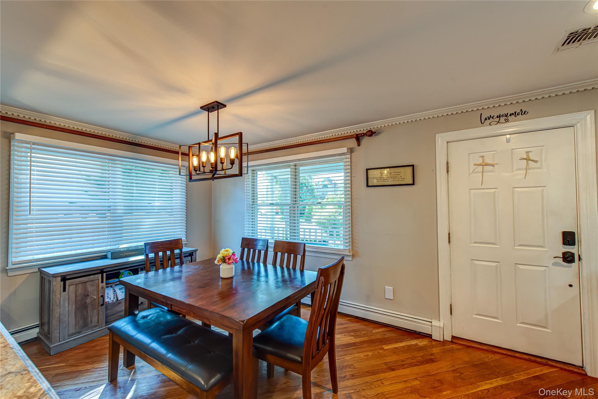 9 Donna Place, East Islip, NY 11730