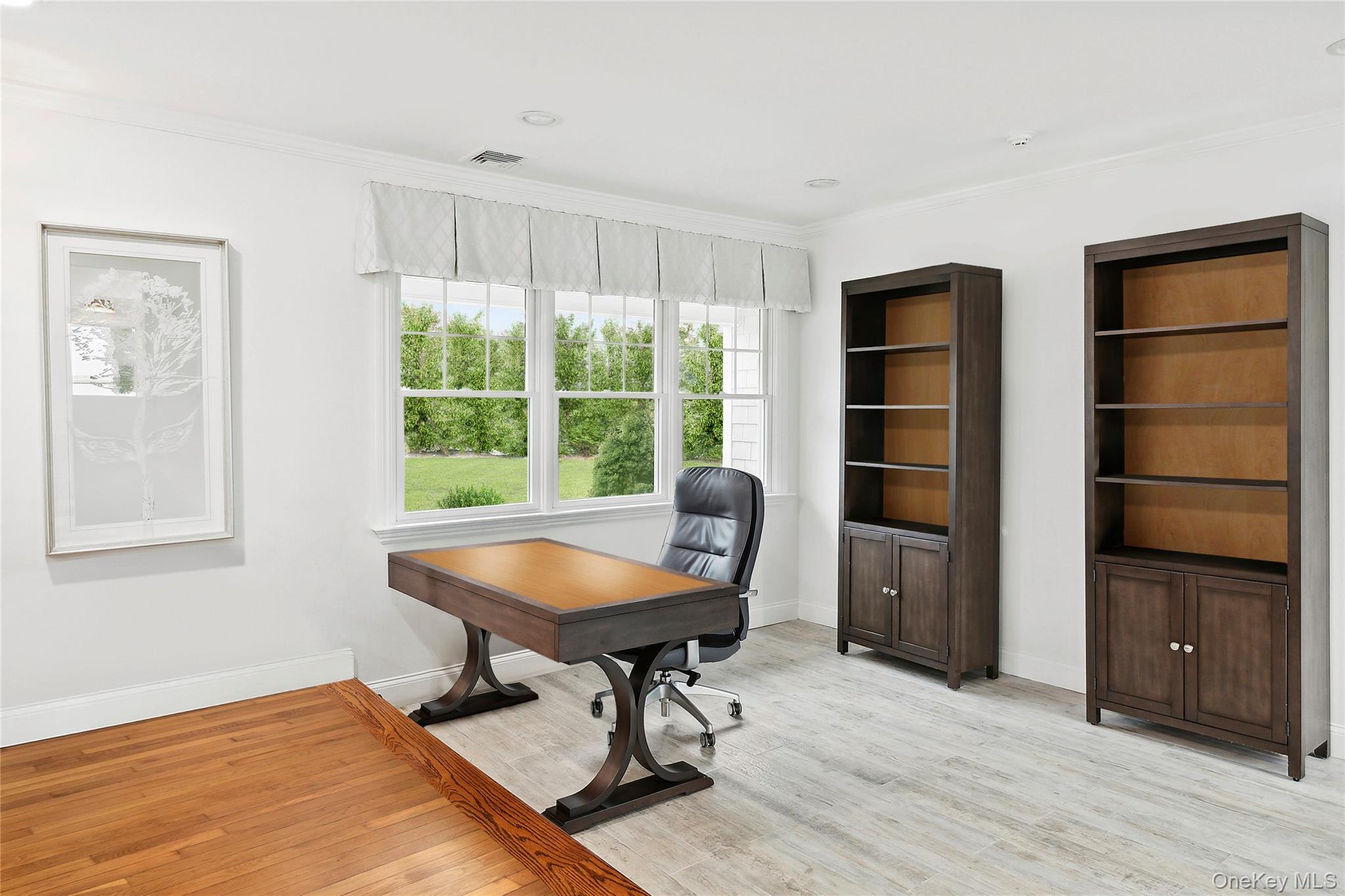 65 Shore Road, Westhampton, NY 11977