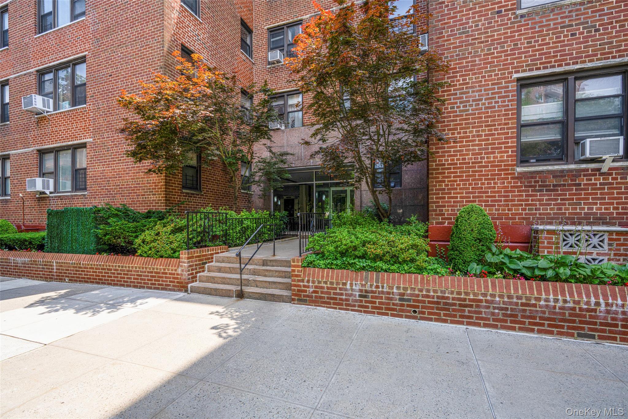 620 W 239th Street # 2C, Bronx, NY 10463