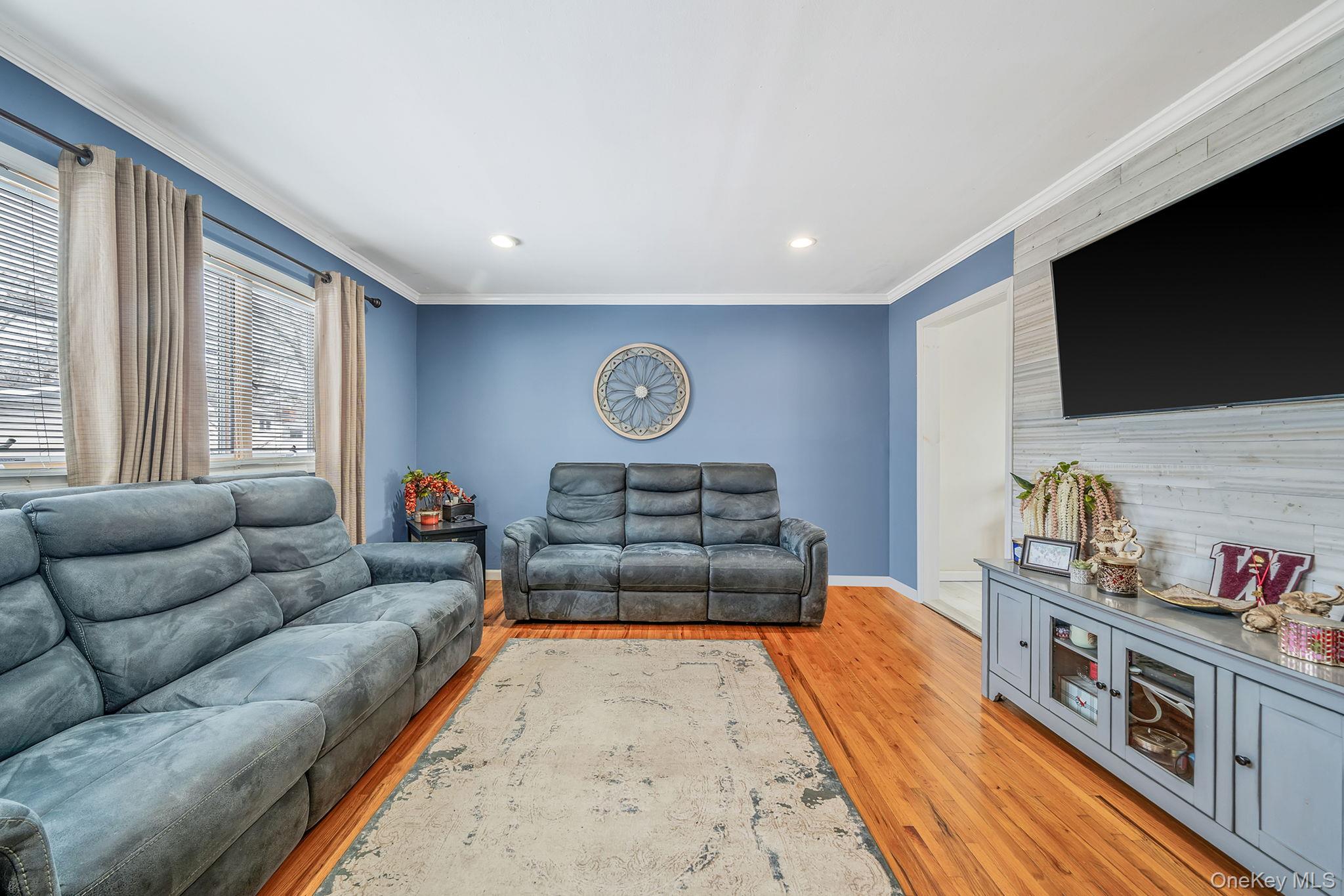 24 Lantern Street, Huntington, NY 11743