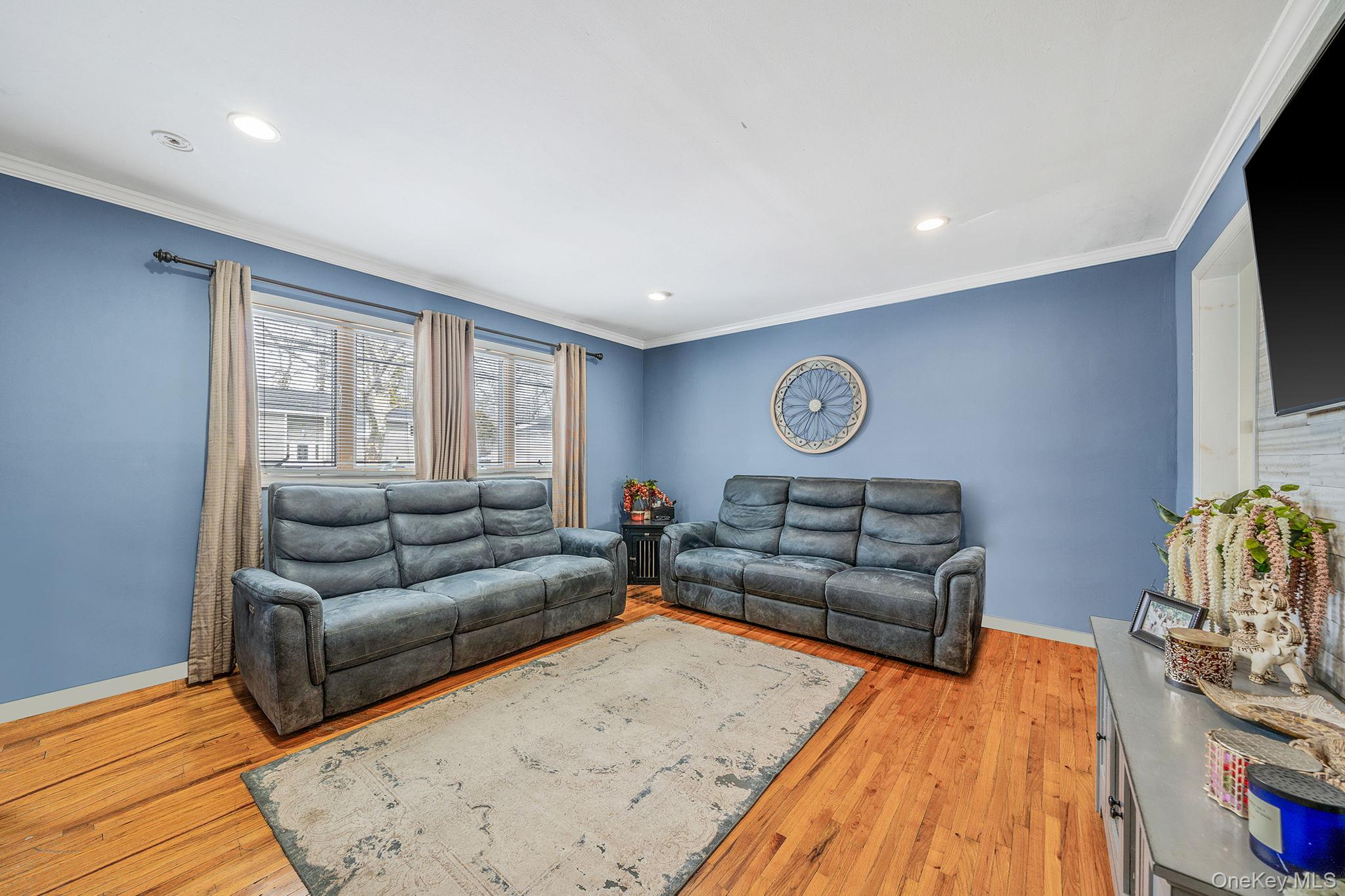 24 Lantern Street, Huntington, NY 11743