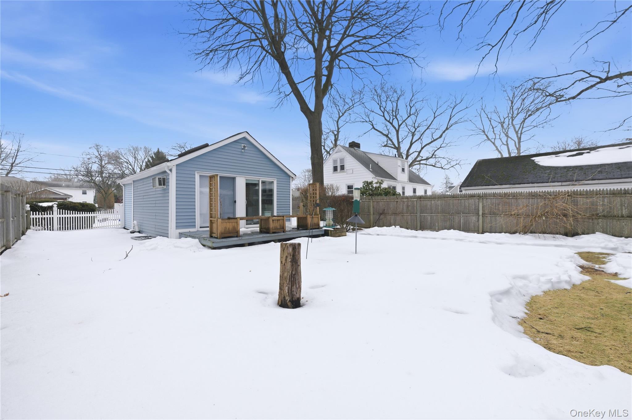 20 Bristol Street, Huntington, NY 11743