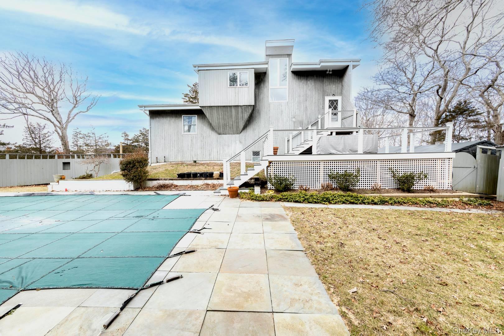 19 Pond Lane, East Hampton, NY 11937