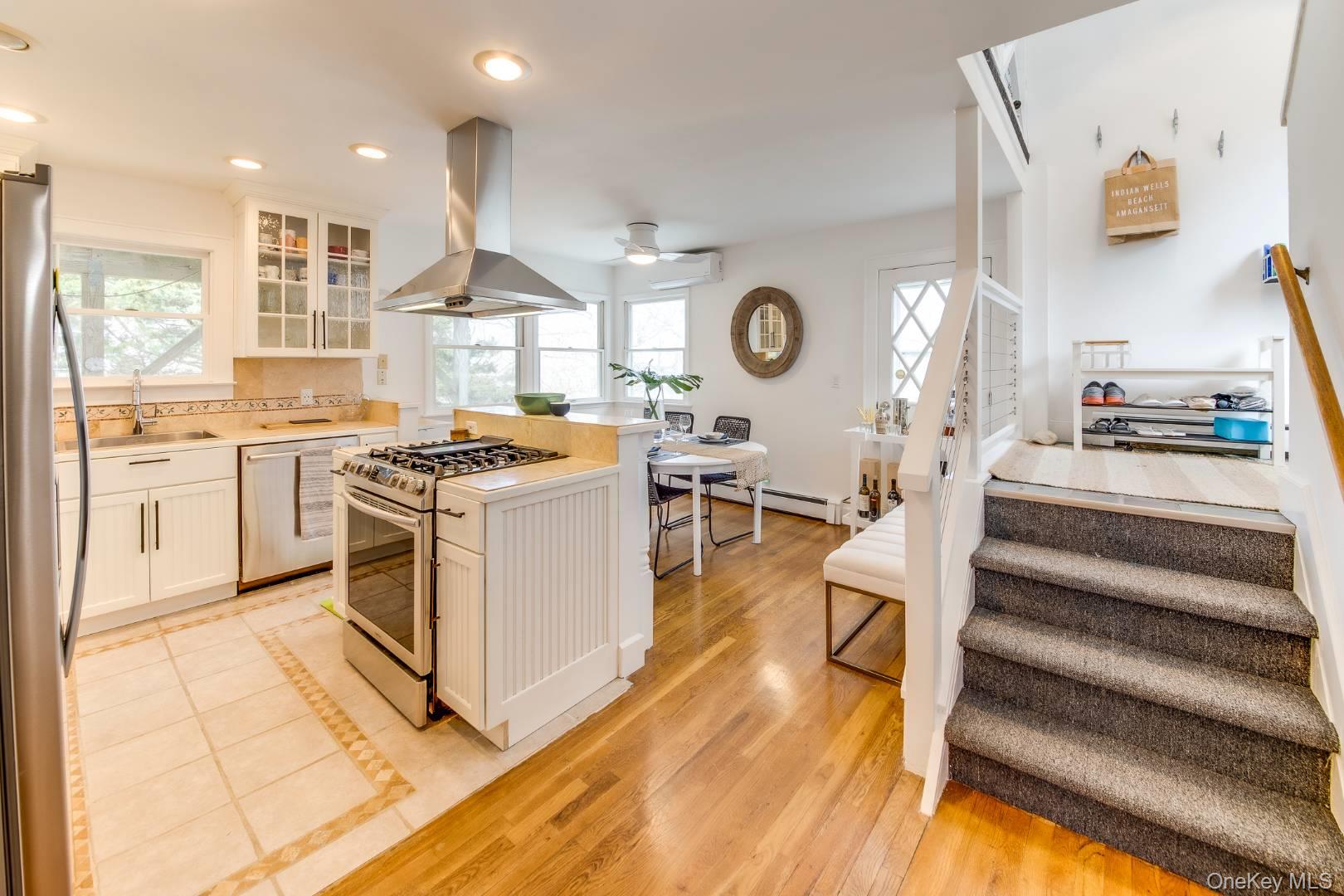 19 Pond Lane, East Hampton, NY 11937