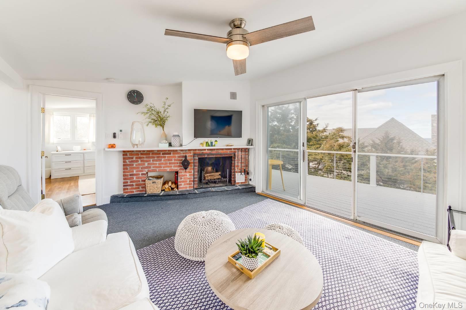 19 Pond Lane, East Hampton, NY 11937