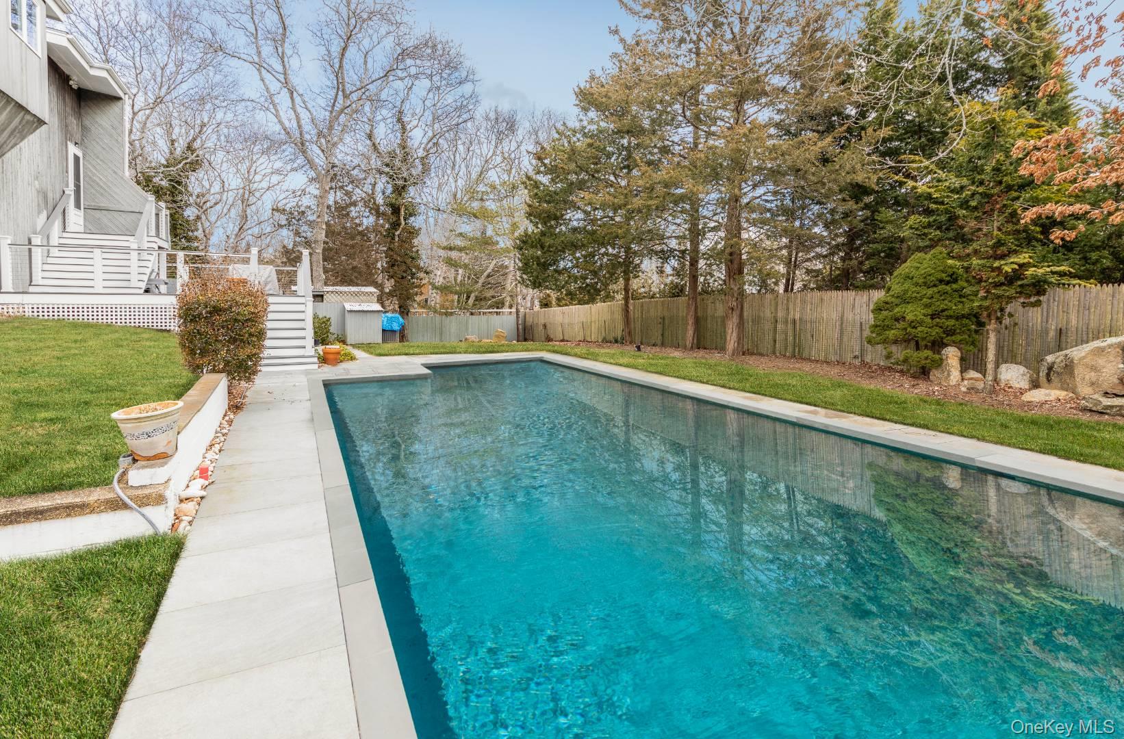 19 Pond Lane, East Hampton, NY 11937