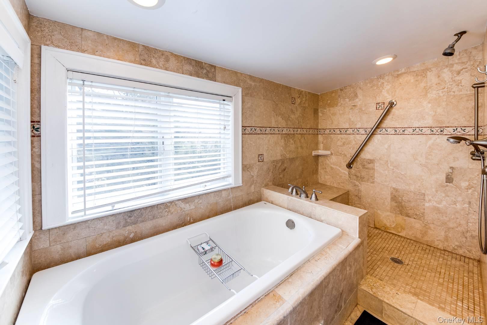 19 Pond Lane, East Hampton, NY 11937