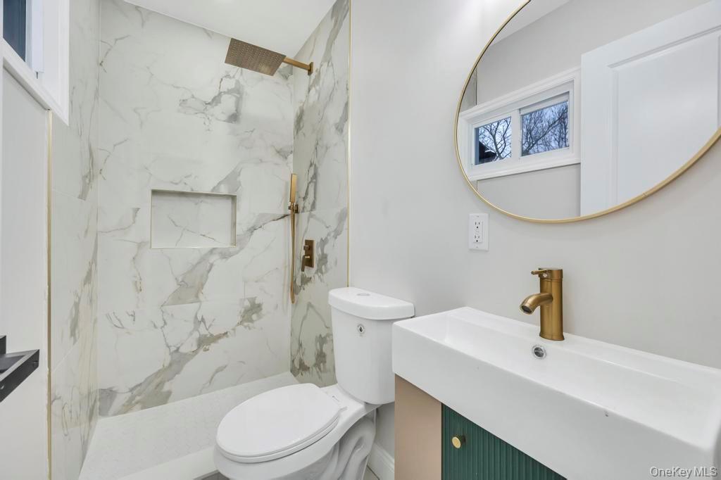 191 Ridge Road, Wheatley Heights, NY 11798