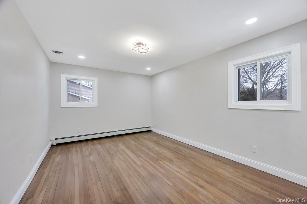 191 Ridge Road, Wheatley Heights, NY 11798