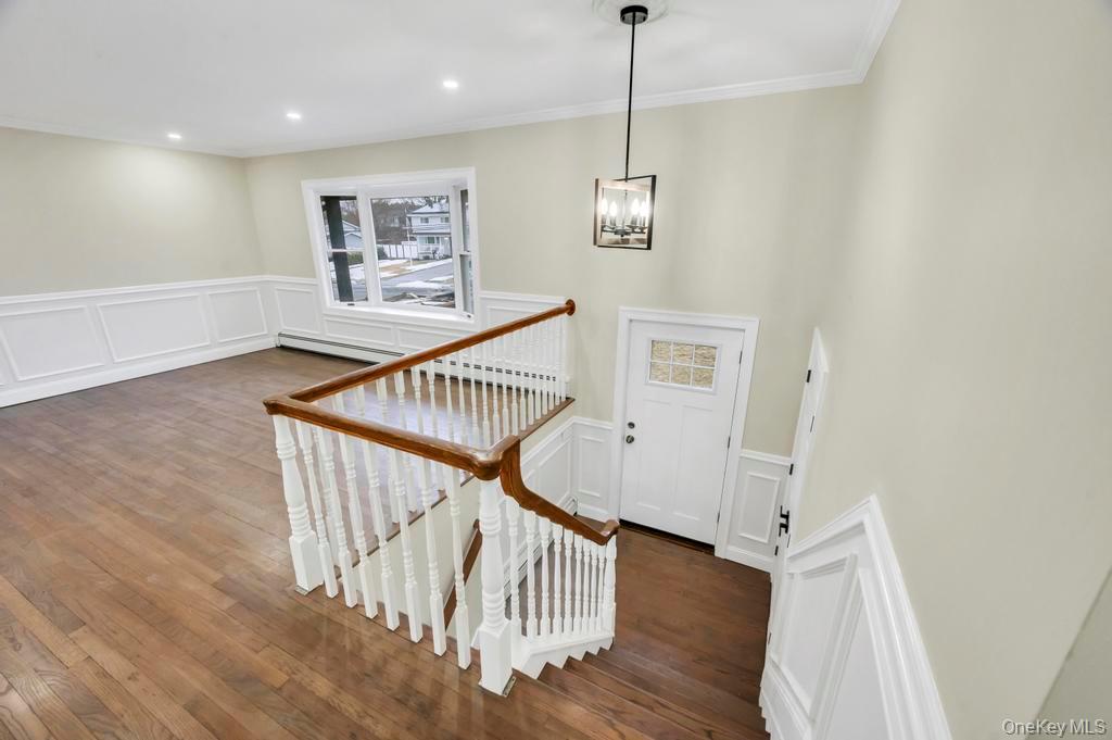 191 Ridge Road, Wheatley Heights, NY 11798