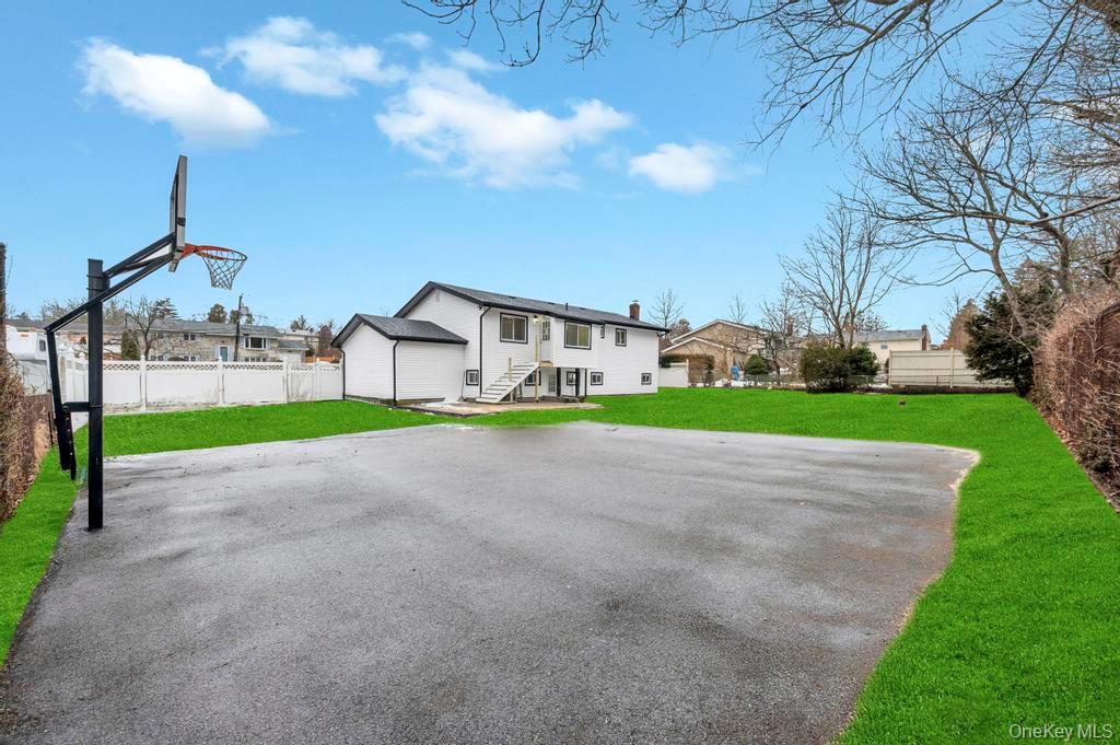 191 Ridge Road, Wheatley Heights, NY 11798