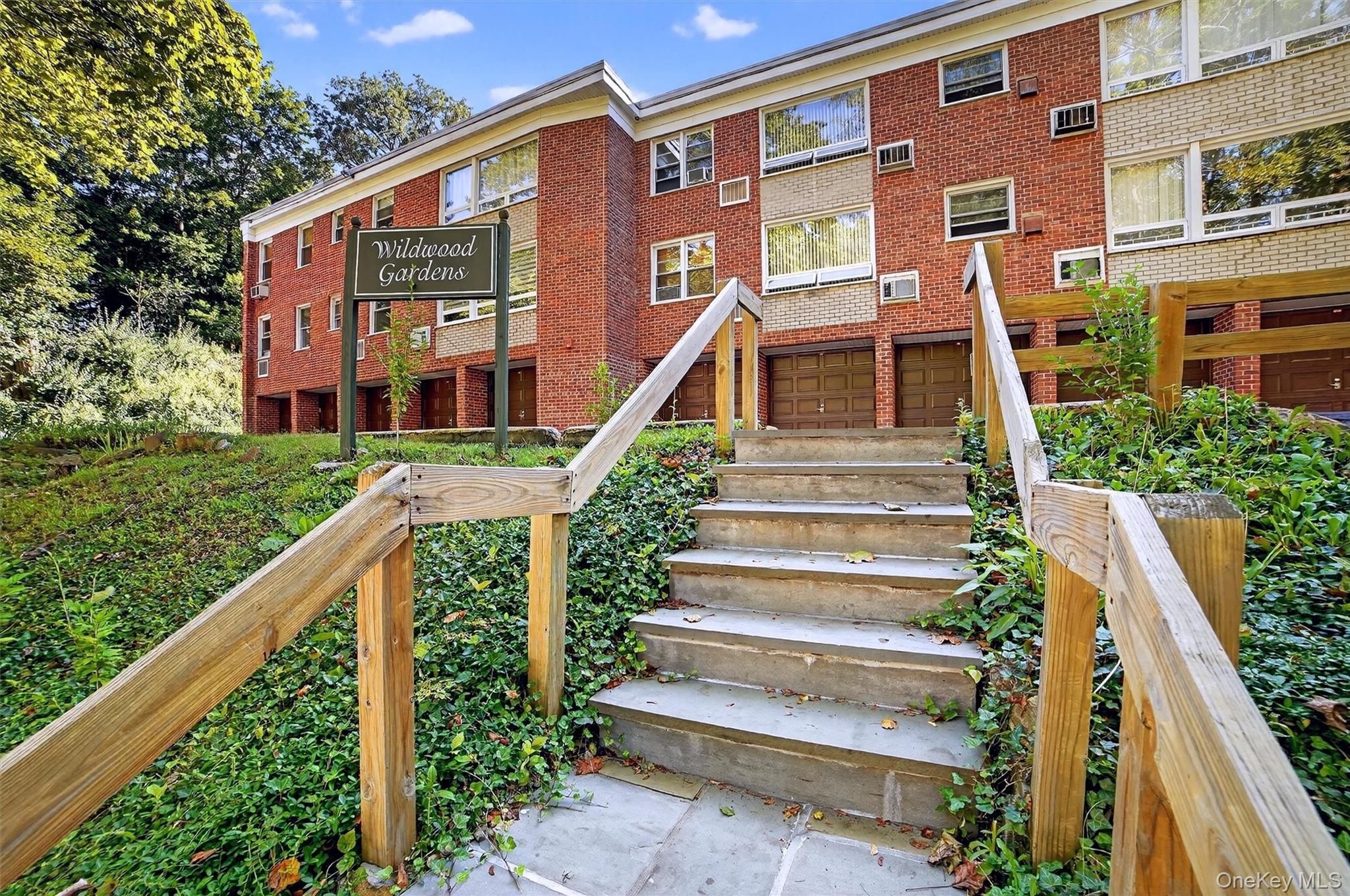 12 Wildwood Road # B20, Hartsdale, NY 10530