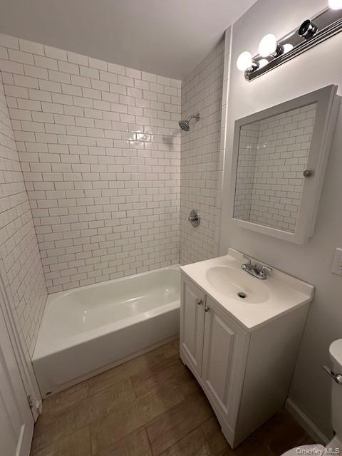 460 Old Town Road # 13C, Port Jefferson Station, NY 11776