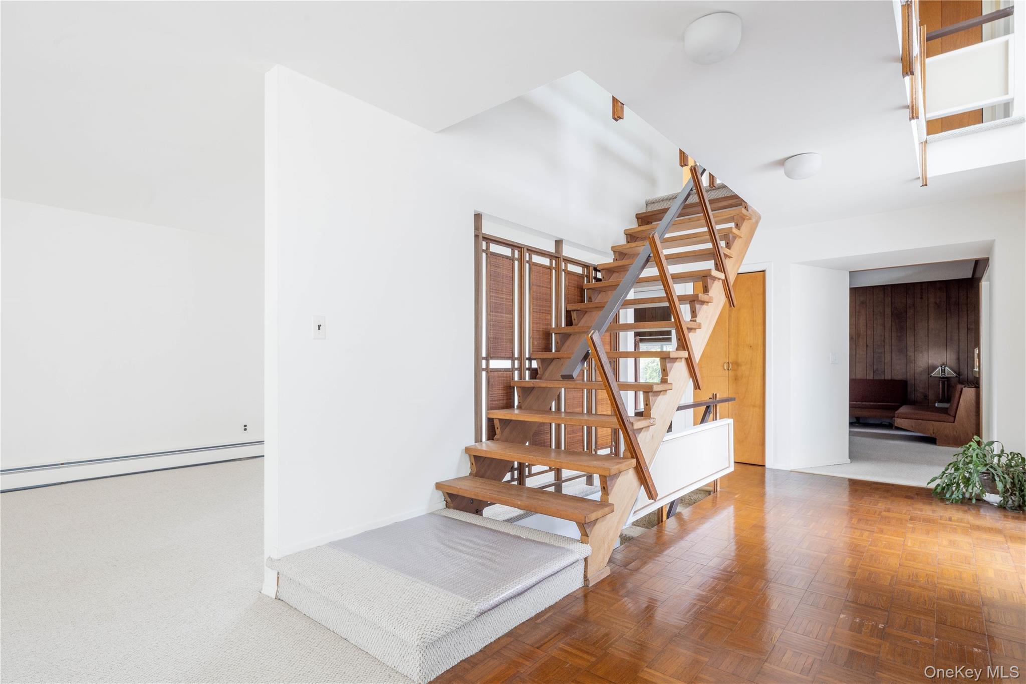 6 Bay View Drive, Hampton Bays, NY 11946