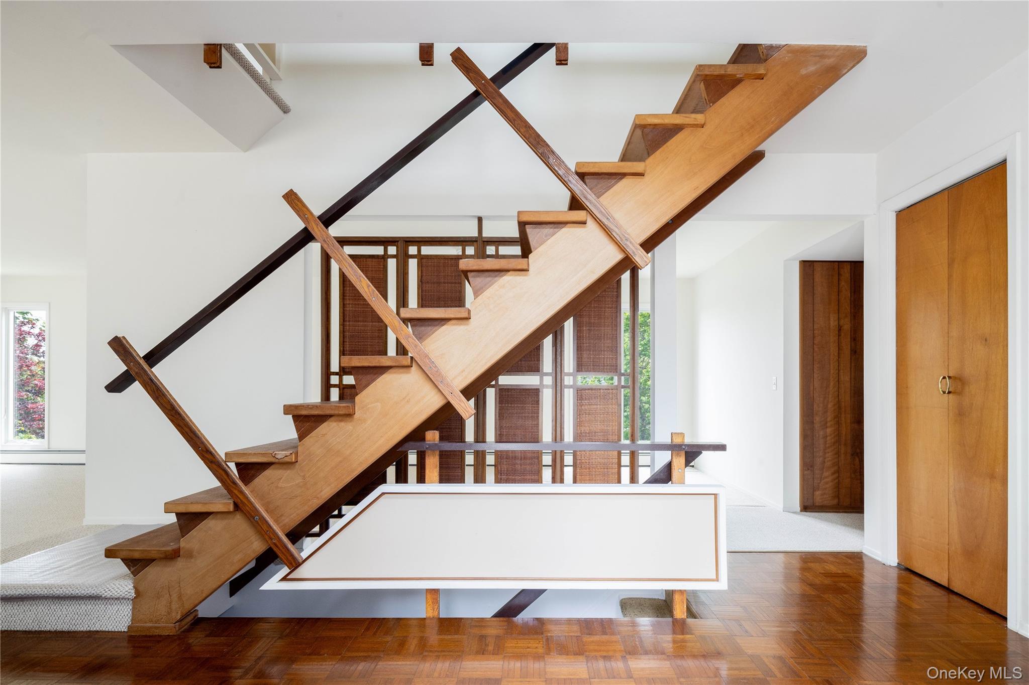 6 Bay View Drive, Hampton Bays, NY 11946