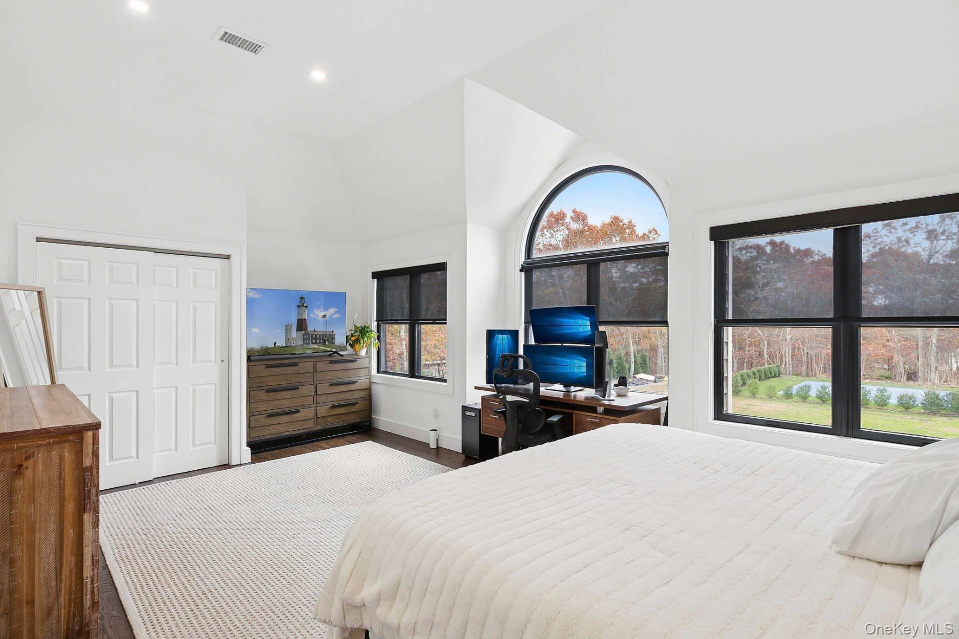 11 Pepi Court, Hampton Bays, NY 11946