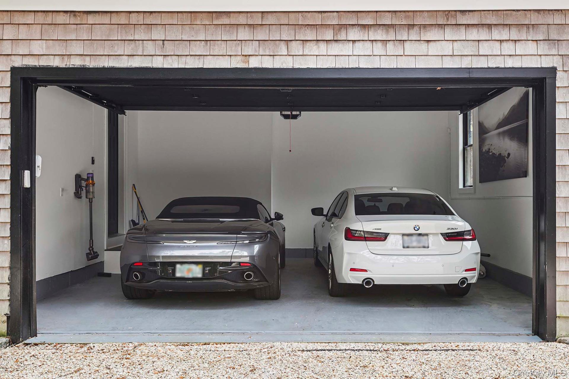 11 Pepi Court, Hampton Bays, NY 11946