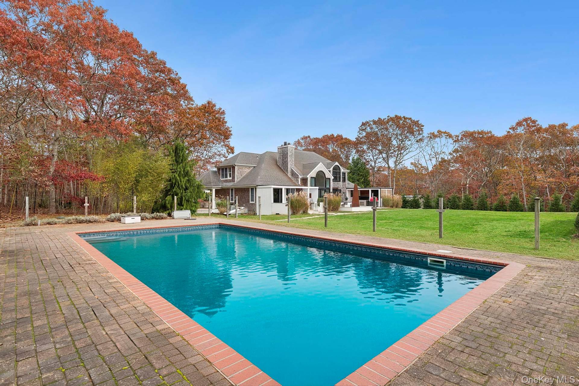 11 Pepi Court, Hampton Bays, NY 11946