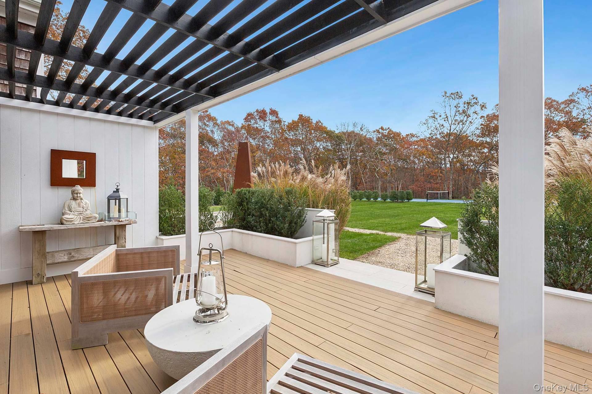 11 Pepi Court, Hampton Bays, NY 11946