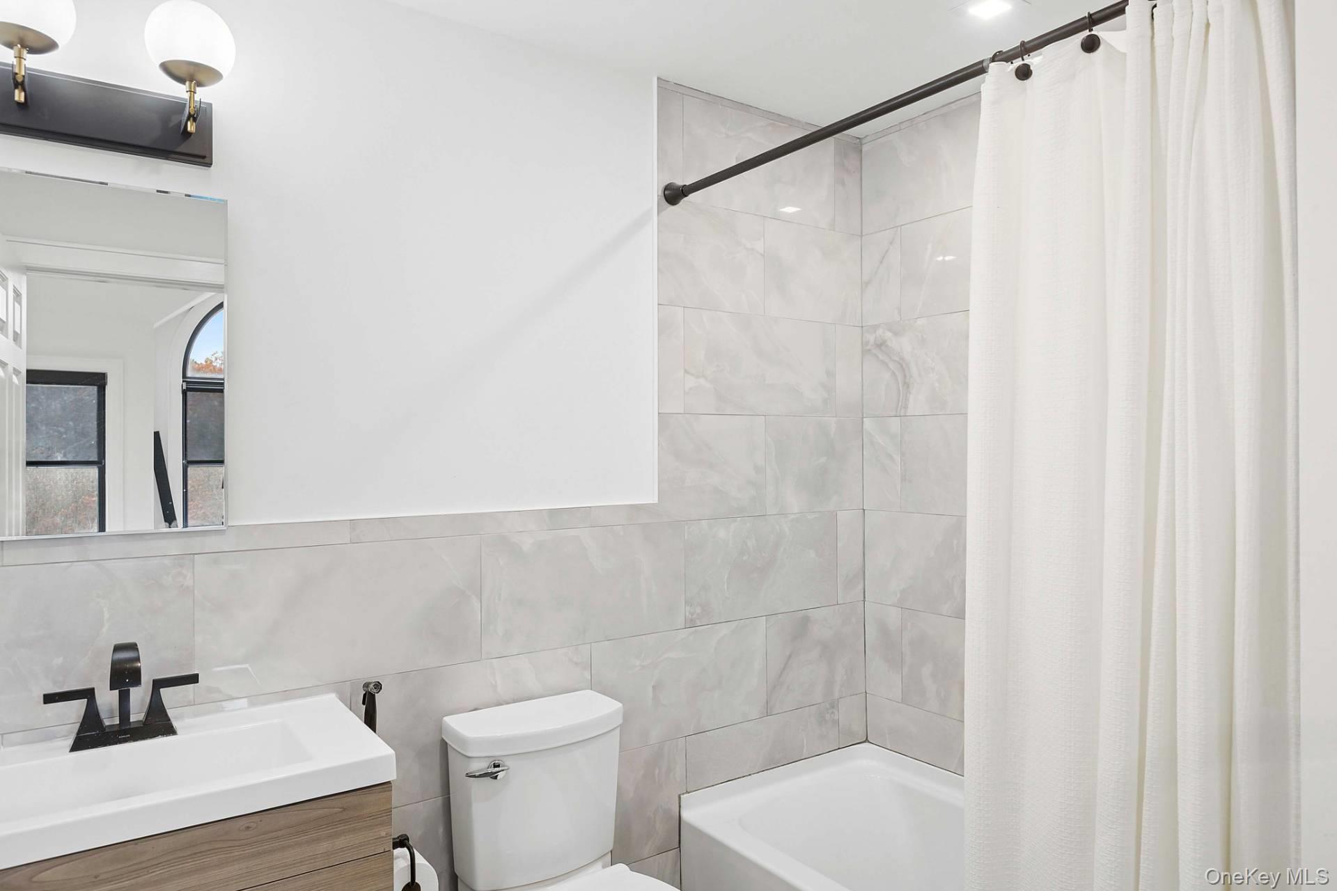 11 Pepi Court, Hampton Bays, NY 11946