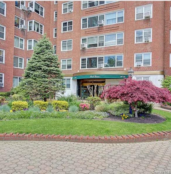 110-45 Queens BLvd # 215, Forest Hills, NY 11375