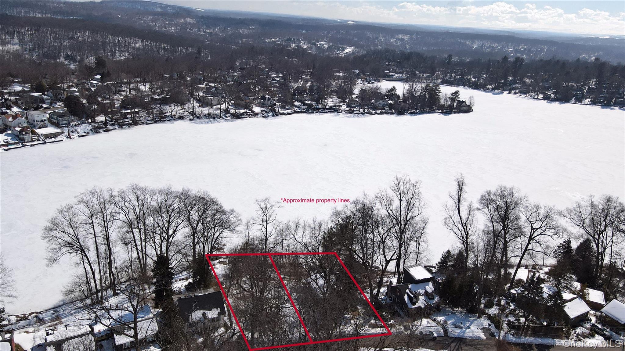 315 Lake Drive, Lake Peekskill, NY 10537