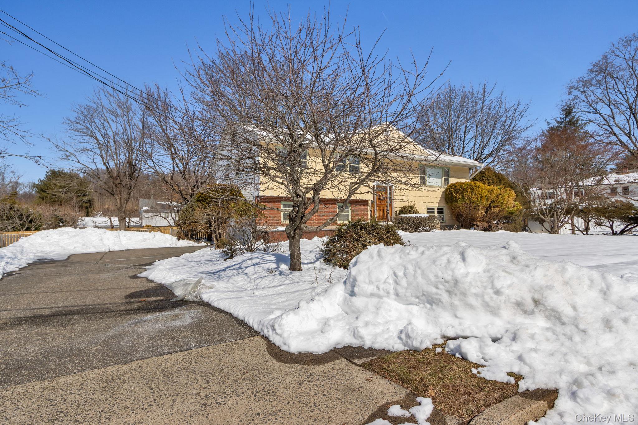 7 Lake Drive, Sparkill, NY 10976