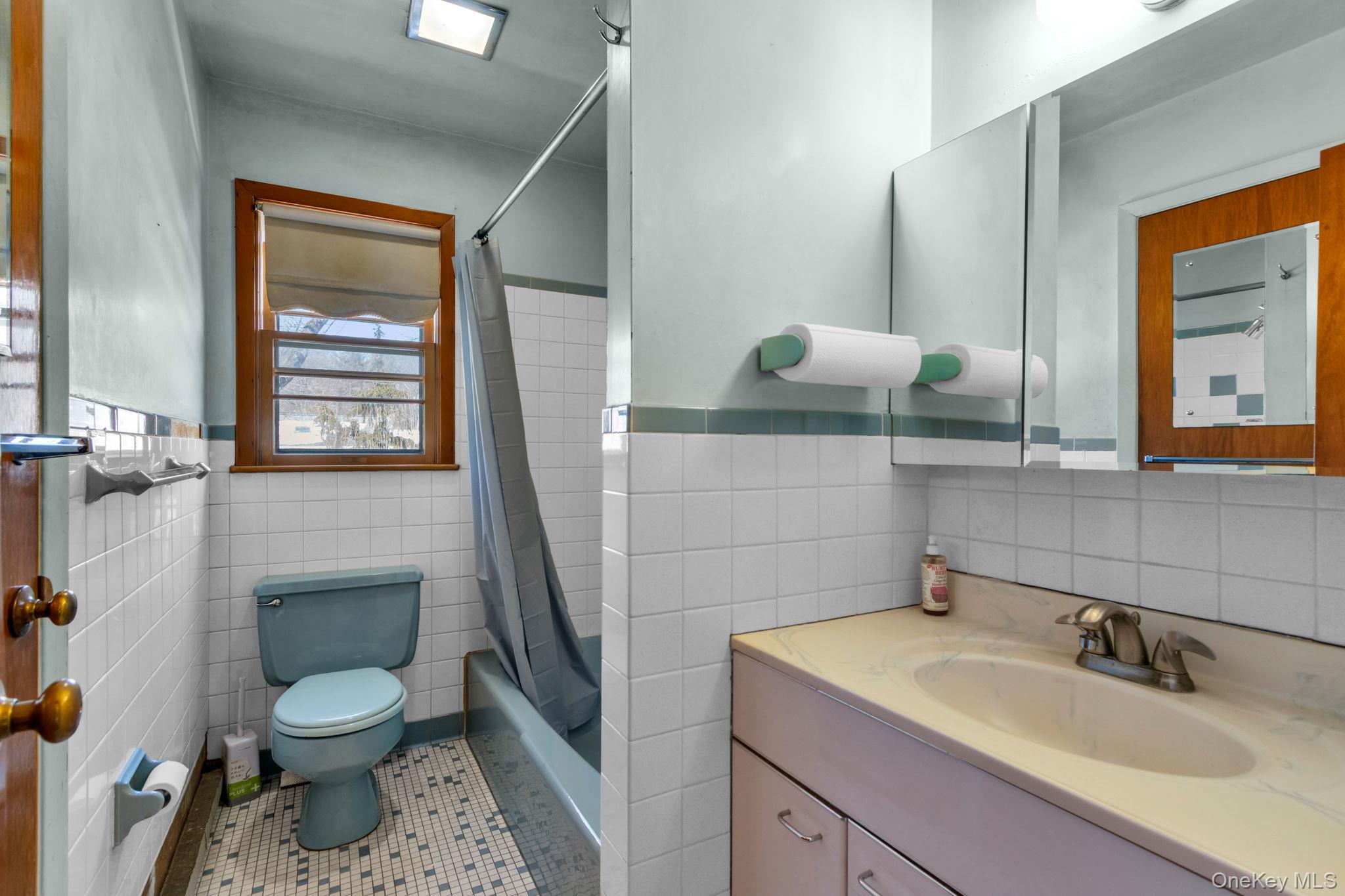 7 Lake Drive, Sparkill, NY 10976