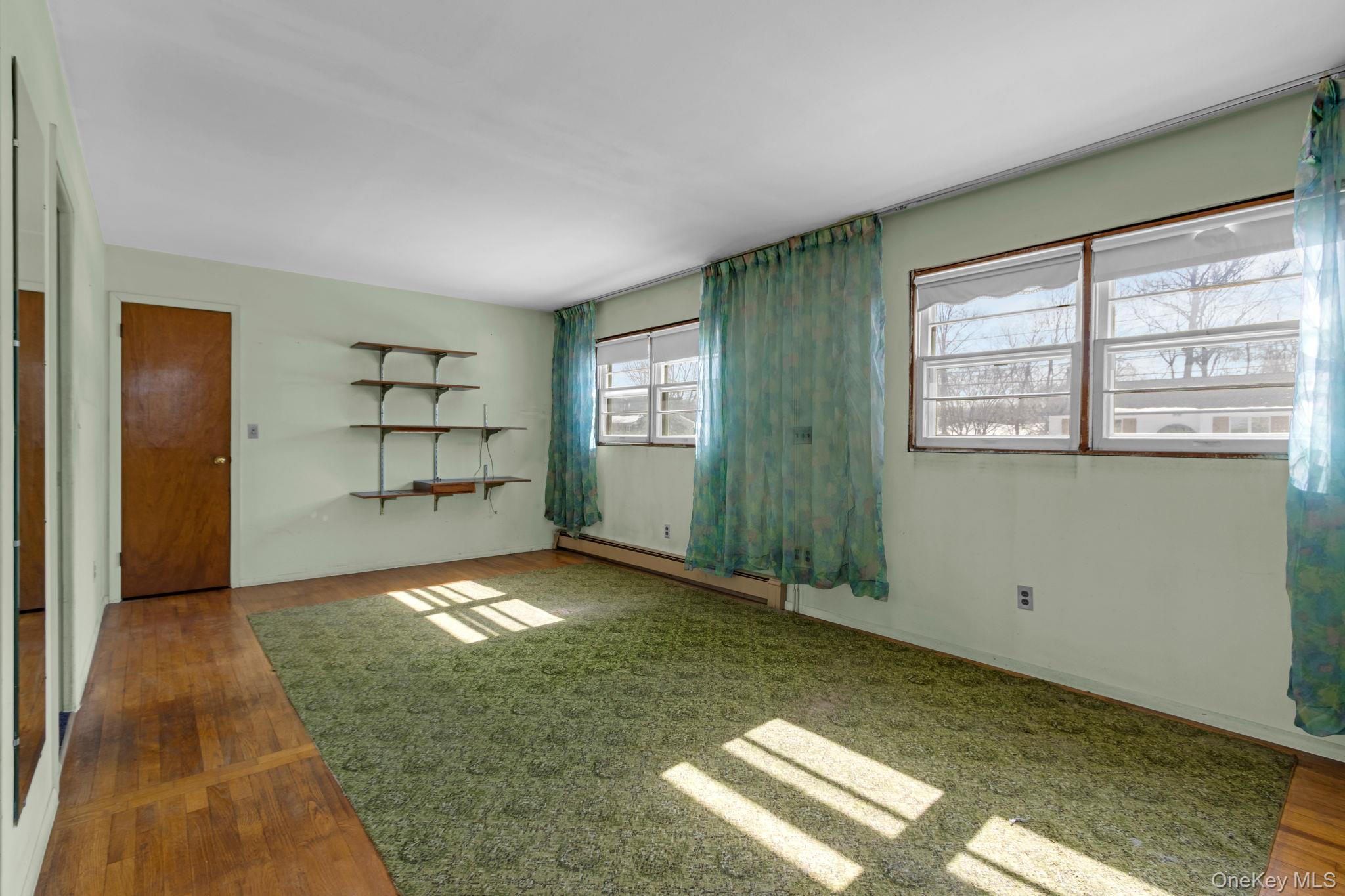 7 Lake Drive, Sparkill, NY 10976