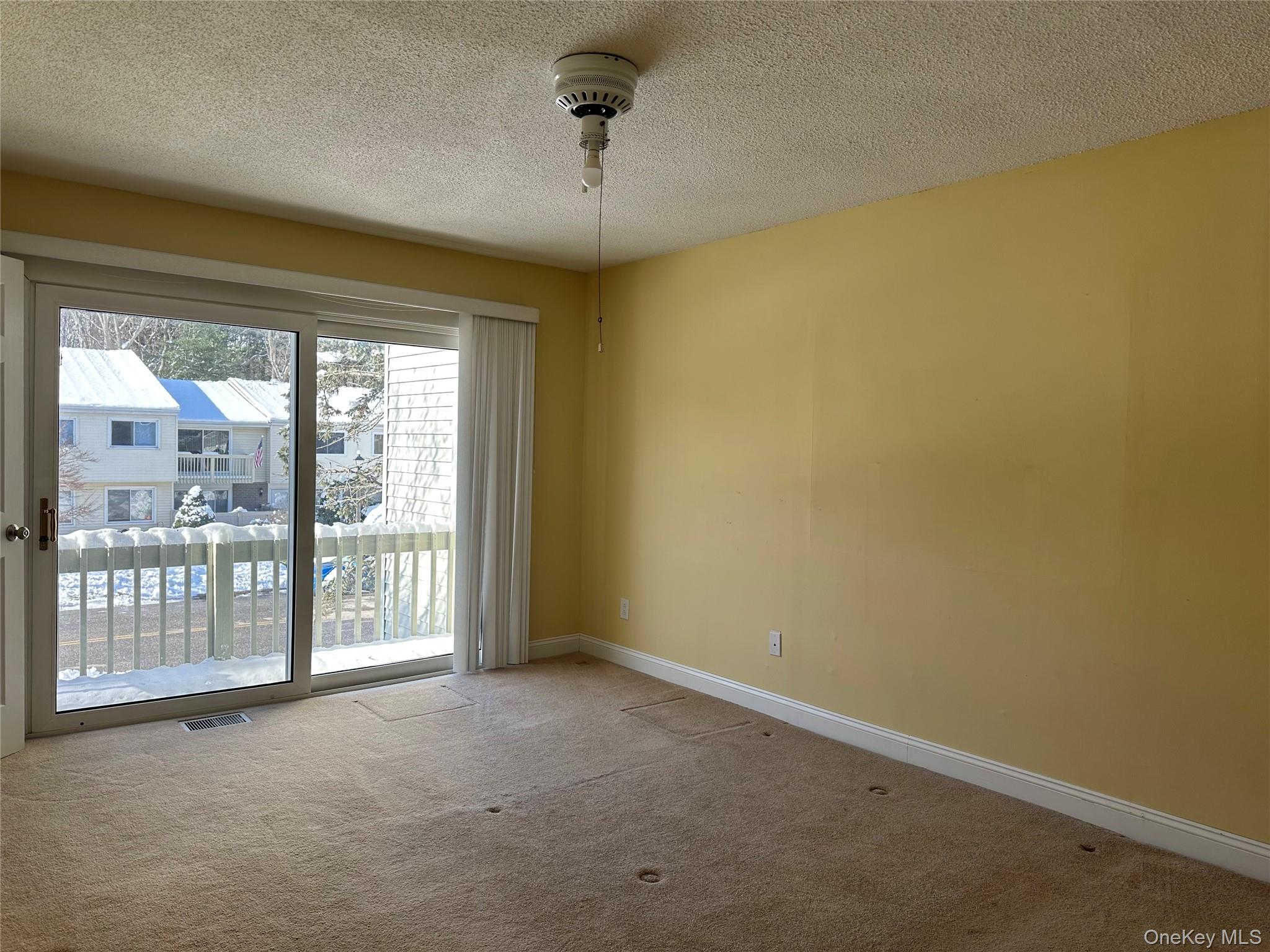 223 Springmeadow Drive # E, Holbrook, NY 11741