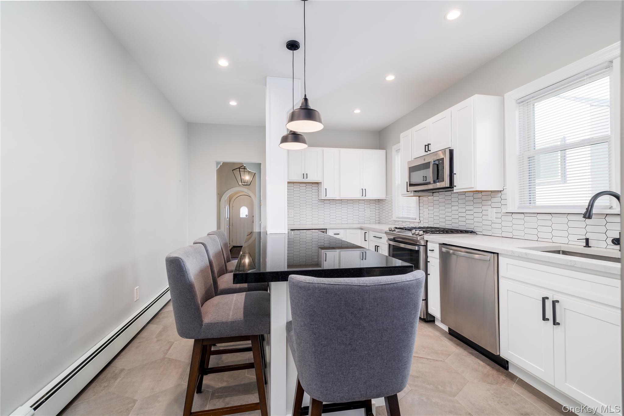 41 W Penn Street # Main F, Long Beach, NY 11561