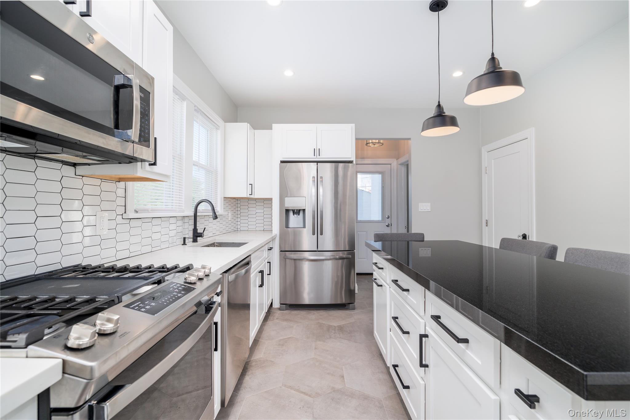 41 W Penn Street # Main F, Long Beach, NY 11561