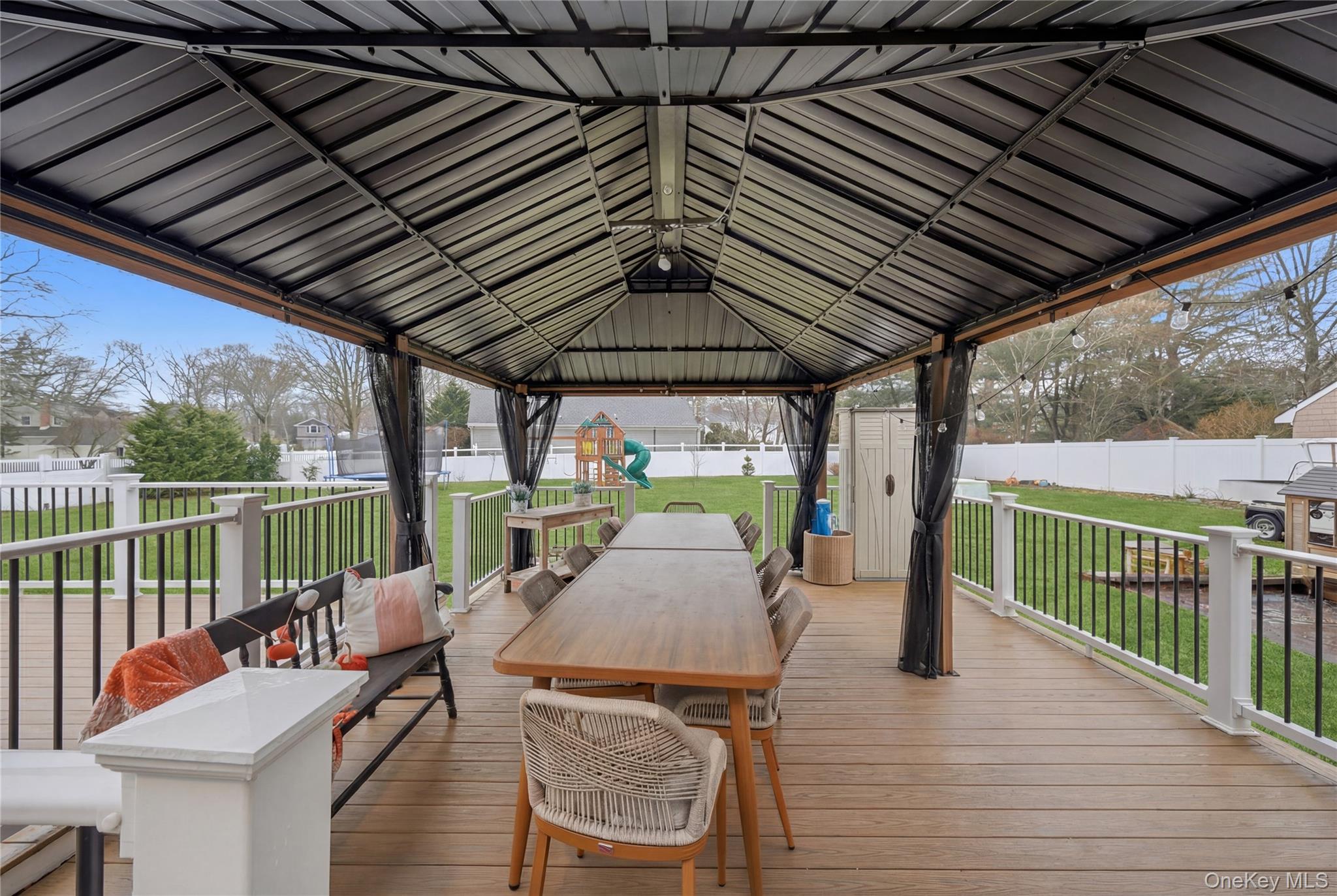 4 Teal Crescent, Great River, NY 11739