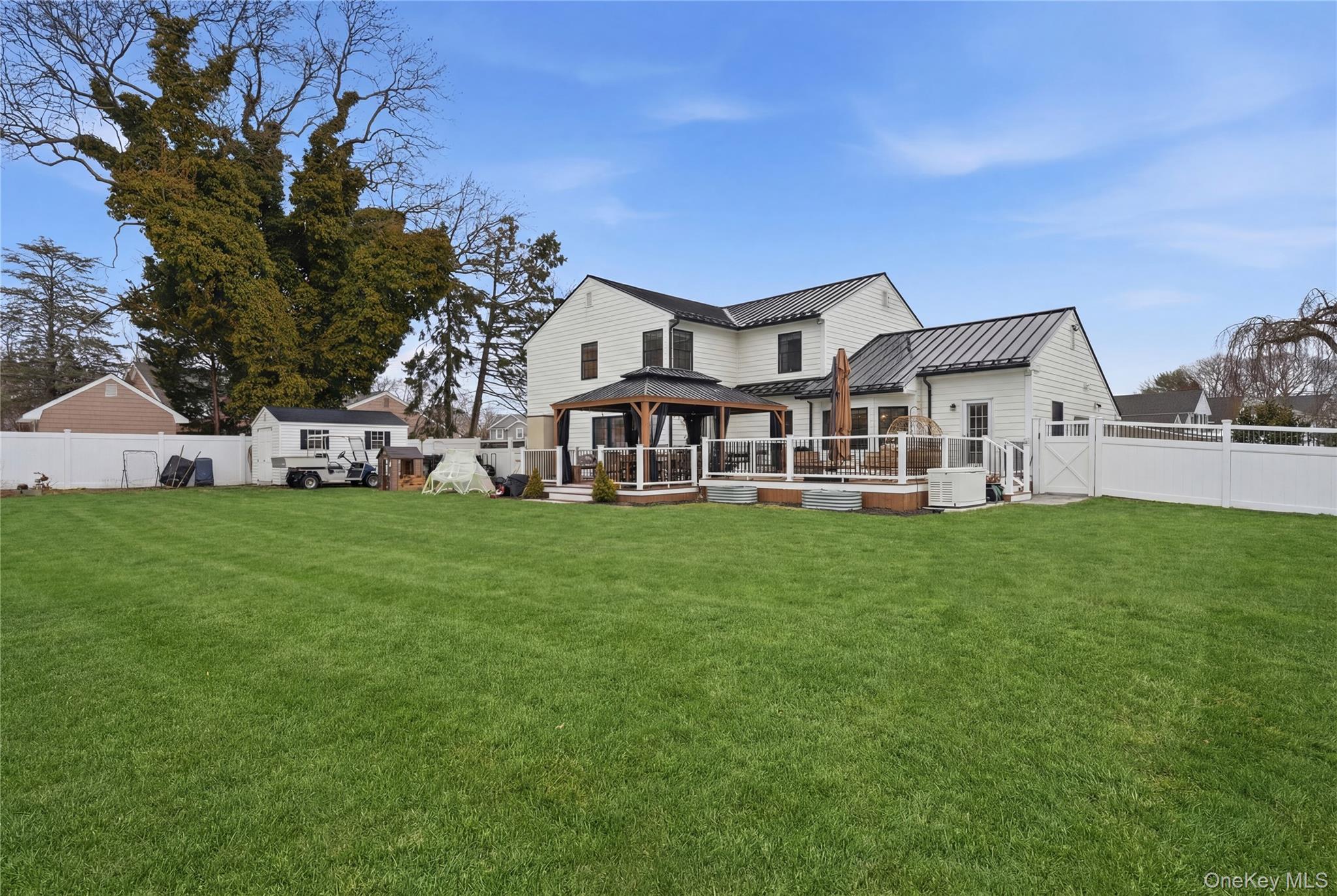 4 Teal Crescent, Great River, NY 11739