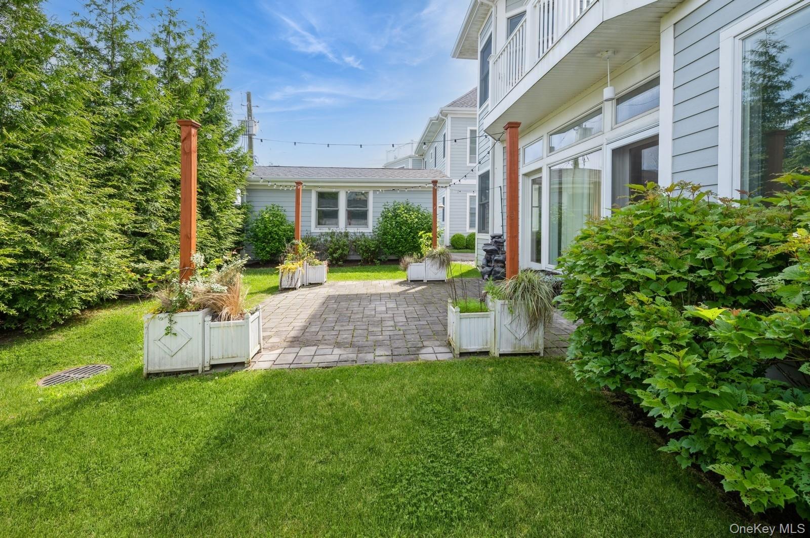 13 Island Point # 13, Bronx, NY 10464