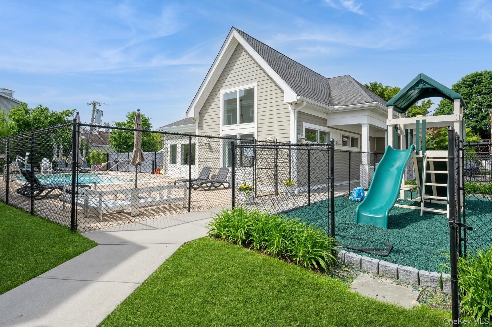 13 Island Point # 13, Bronx, NY 10464