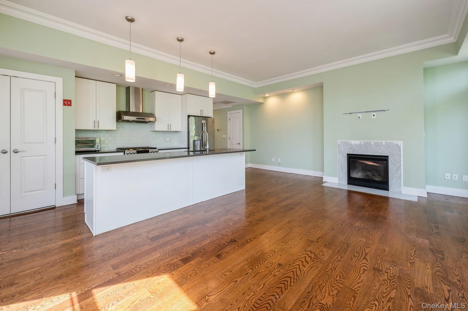 13 Island Point # 13, Bronx, NY 10464