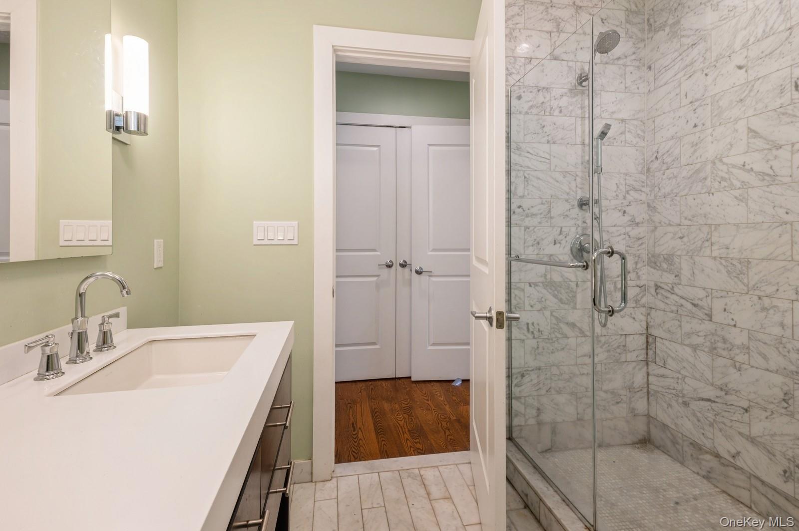 13 Island Point # 13, Bronx, NY 10464