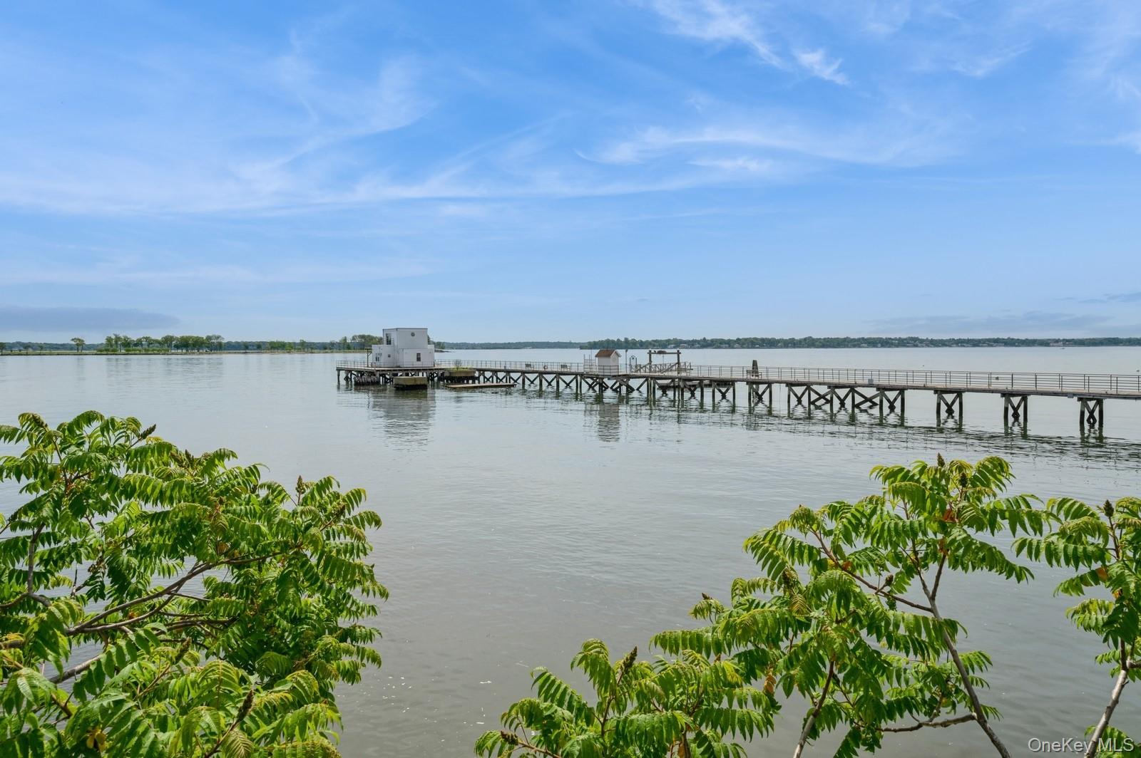 13 Island Point # 13, Bronx, NY 10464