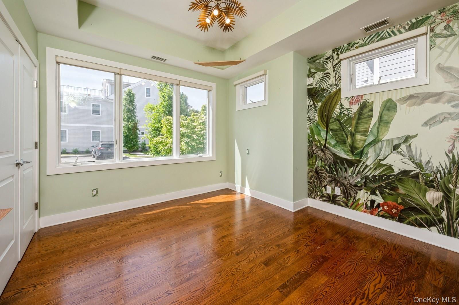 13 Island Point # 13, Bronx, NY 10464