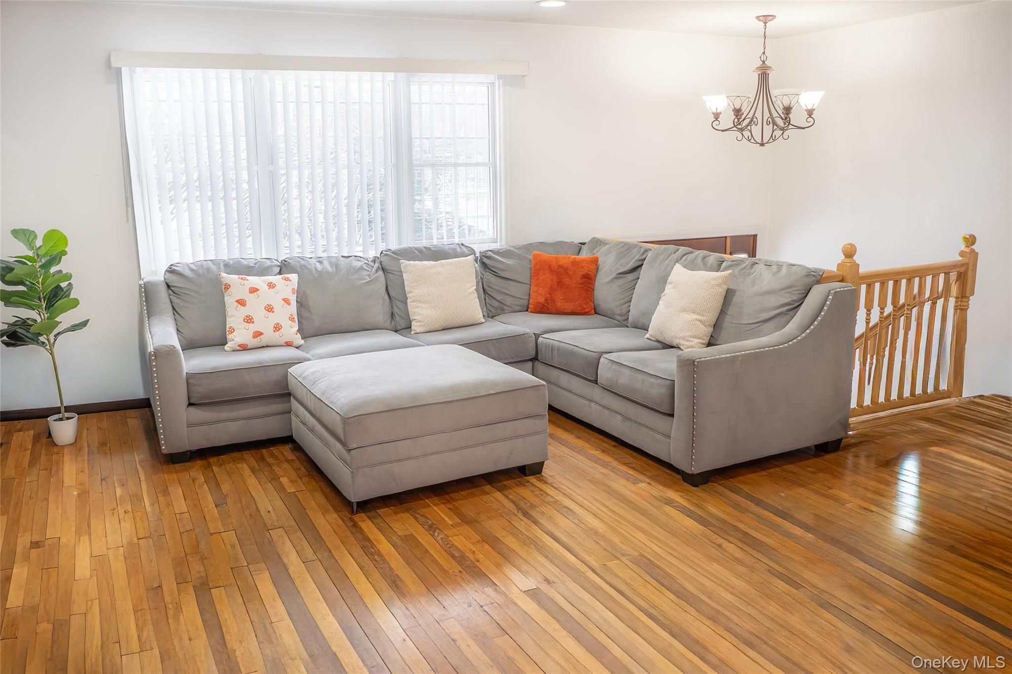 1682 Church Street, Holbrook, NY 11741