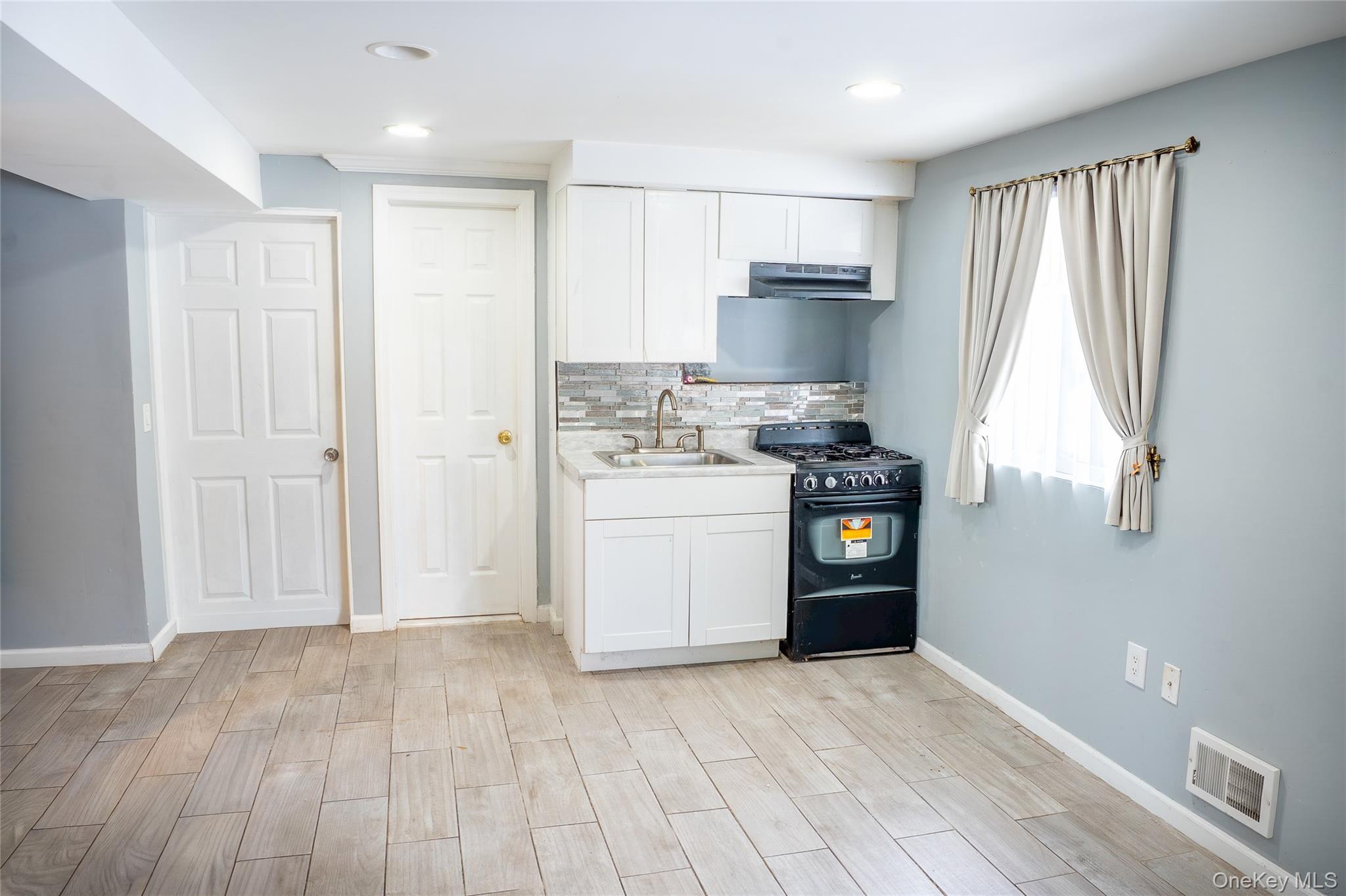 1682 Church Street, Holbrook, NY 11741