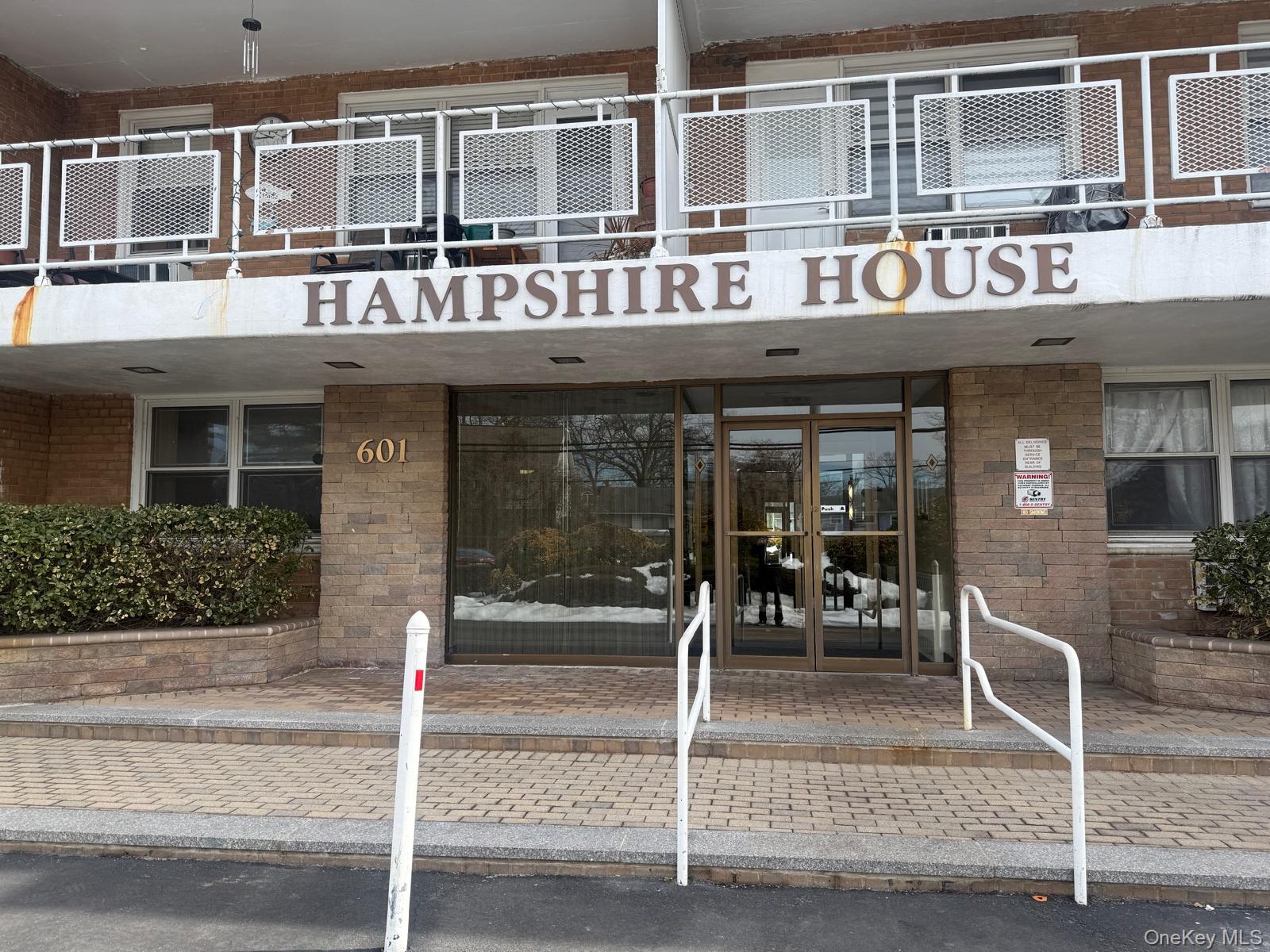 601 Chestnut Street # A-21, Cedarhurst, NY 11516