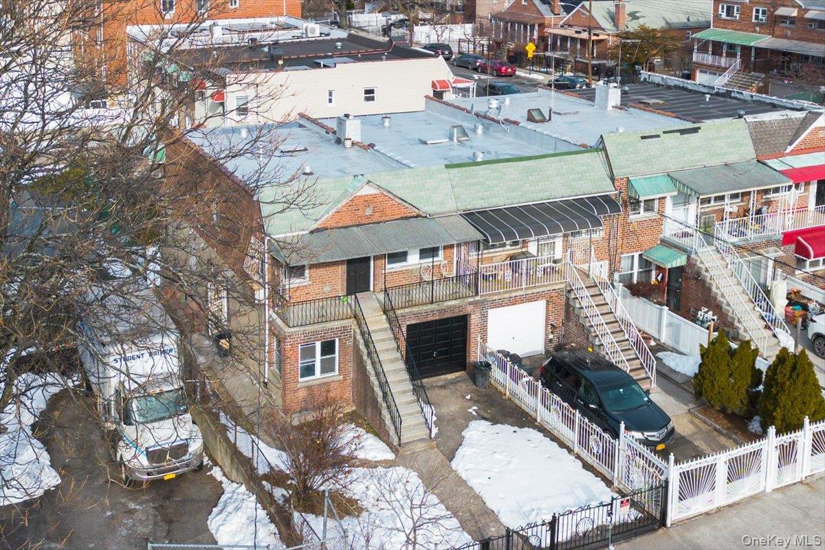 3523 Laconia Avenue, Bronx, NY 10469