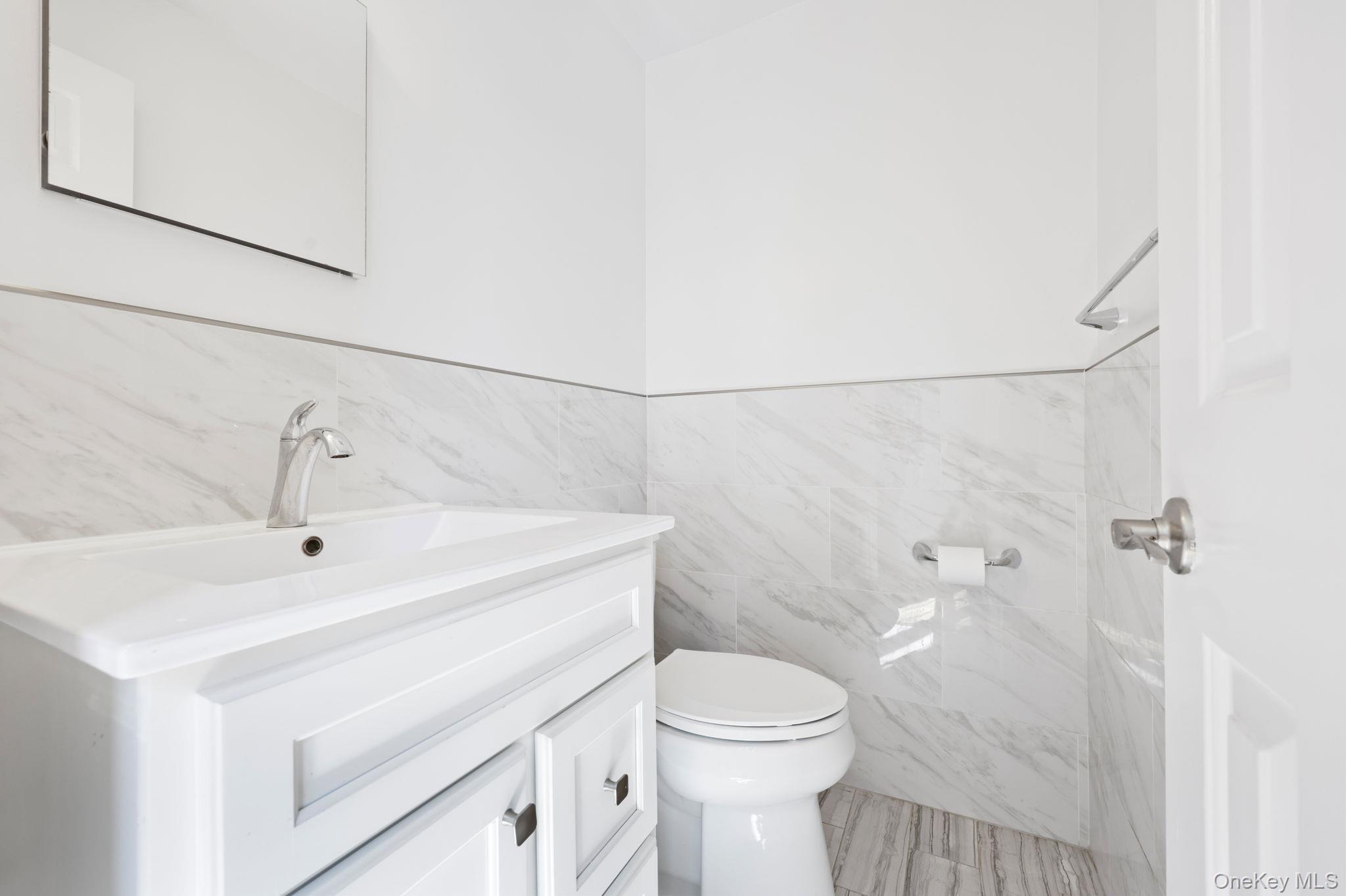 140 Field Point Road # 2, Greenwich, CT 06830