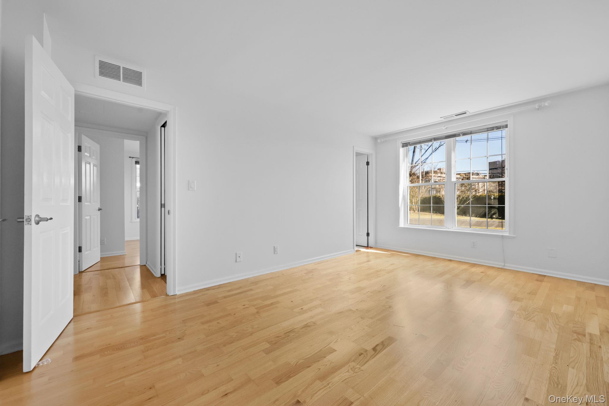 140 Field Point Road # 2, Greenwich, CT 06830