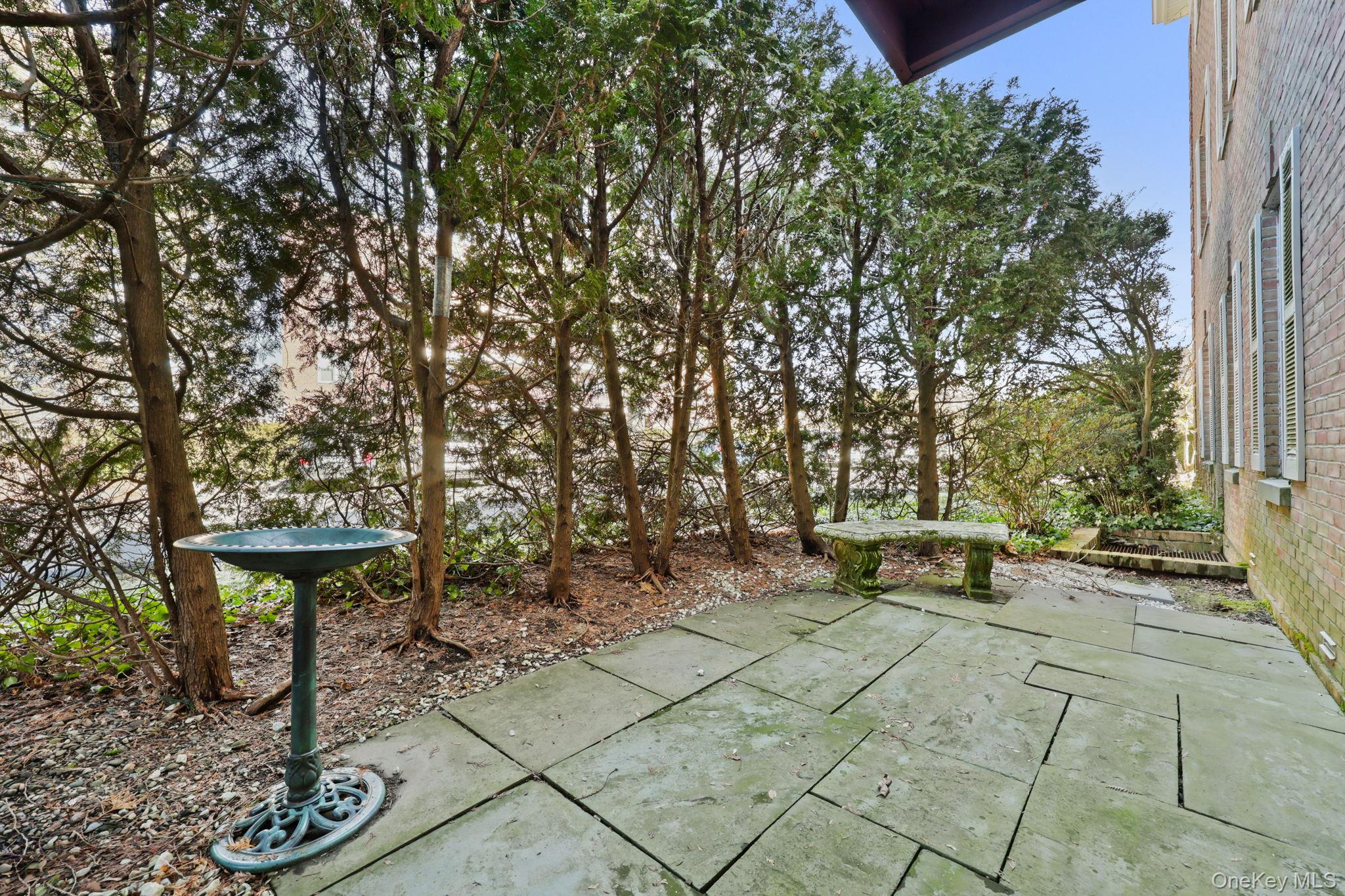 140 Field Point Road # 2, Greenwich, CT 06830