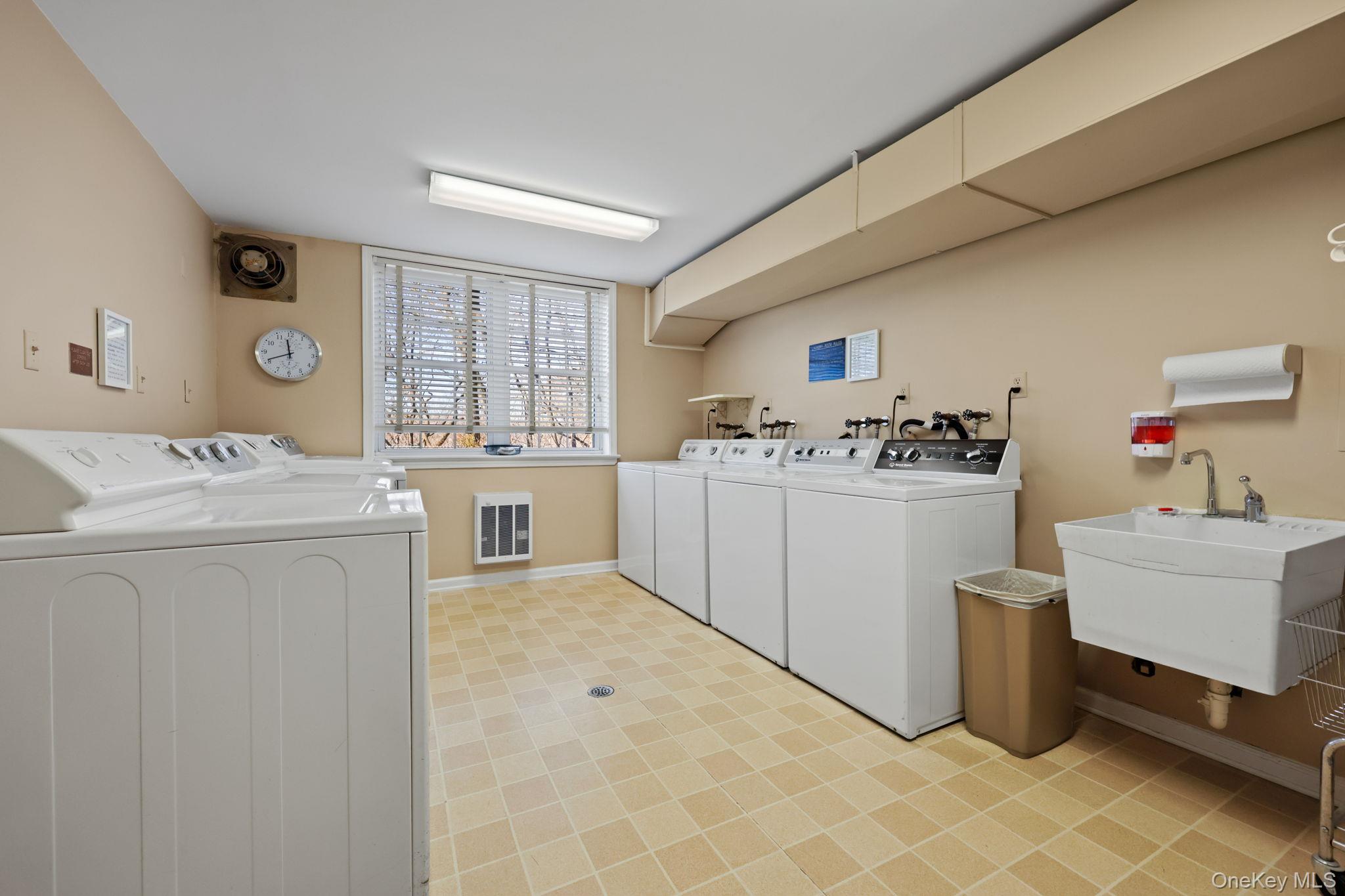 140 Field Point Road # 2, Greenwich, CT 06830