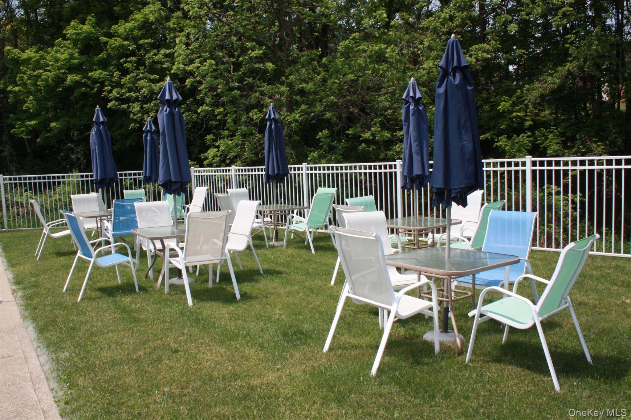 21 Magnolia Lane, Warwick, NY 10990